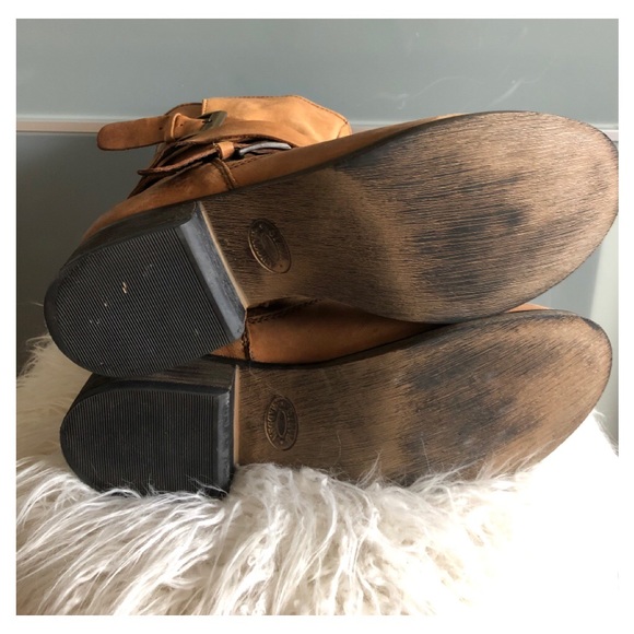 Steve Madden Tan Brown Booties - Picture 9 of 10